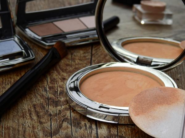 Decoding Different Face Foundation Formulas for Your Skin Face Foundations